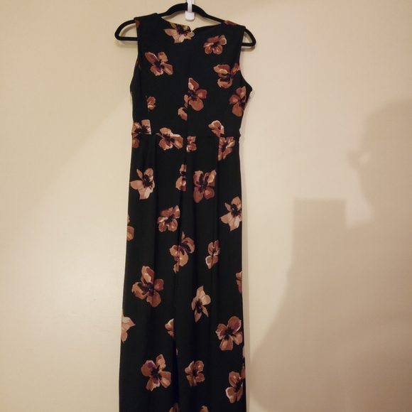 NWT Tommy Hilfiger Floral Cropped Jumpsuit - Picture 3 of 7